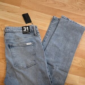 Joe's Jeans Straight Leg in Light Blue - Size 31